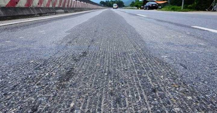 Ripples on the trillion national highway last more than a hundred meters.