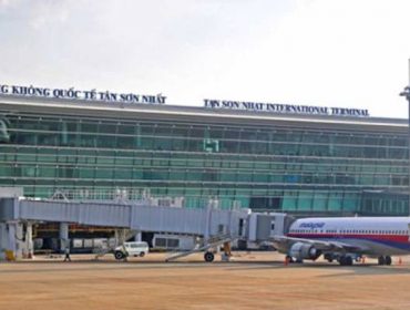 expanding Tan Son Nhat airport