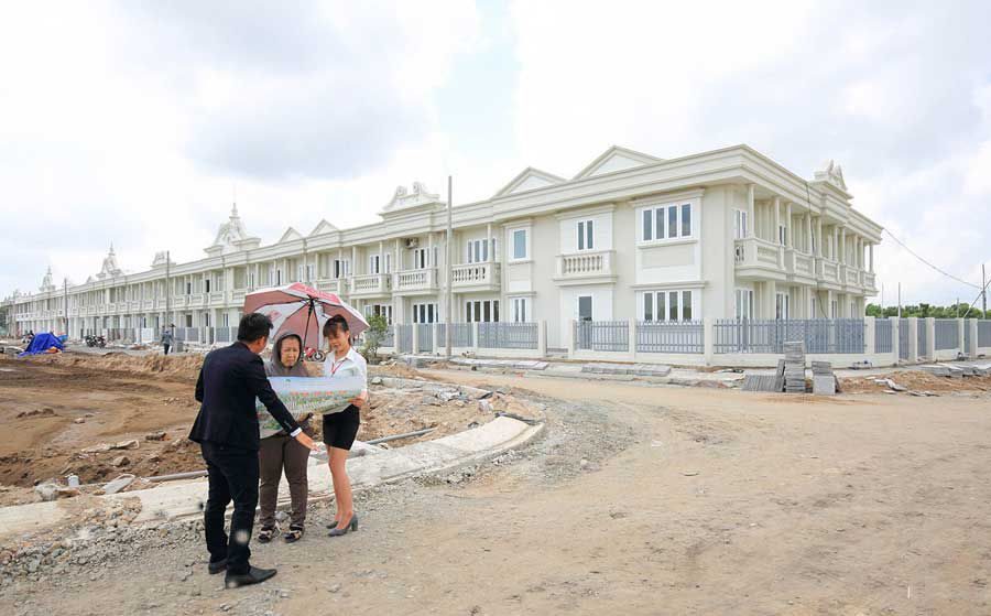 Select villa in the city or urban apartment in Hanoi