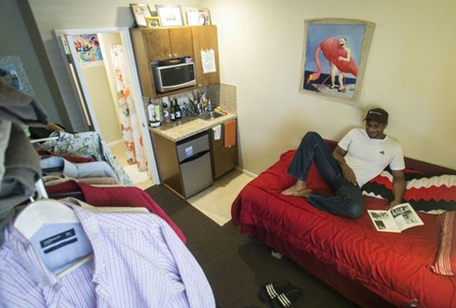 Meanwhile, Jon-Christian Stubblefield's 18.5sqm apartment in Seattle, Washington is actually more comfortable.