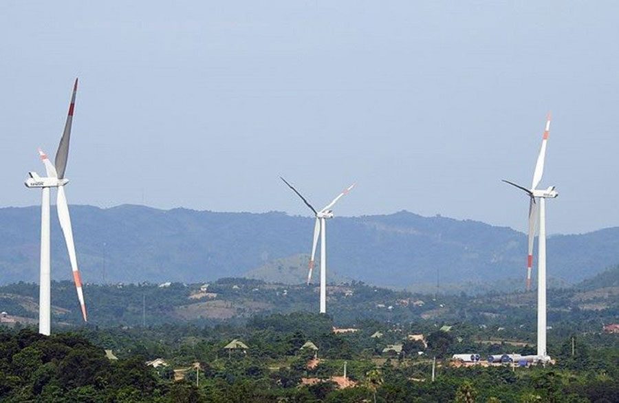 The duration of operation of the Huong Hiep 1 wind farm is 50 years
