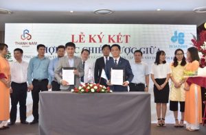 Hoa Binh and Thanh Nam Group signed a strategic cooperation