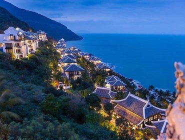 InterContinental Danang Sun Peninsula Resort received the World Travel Awards for the fourth time