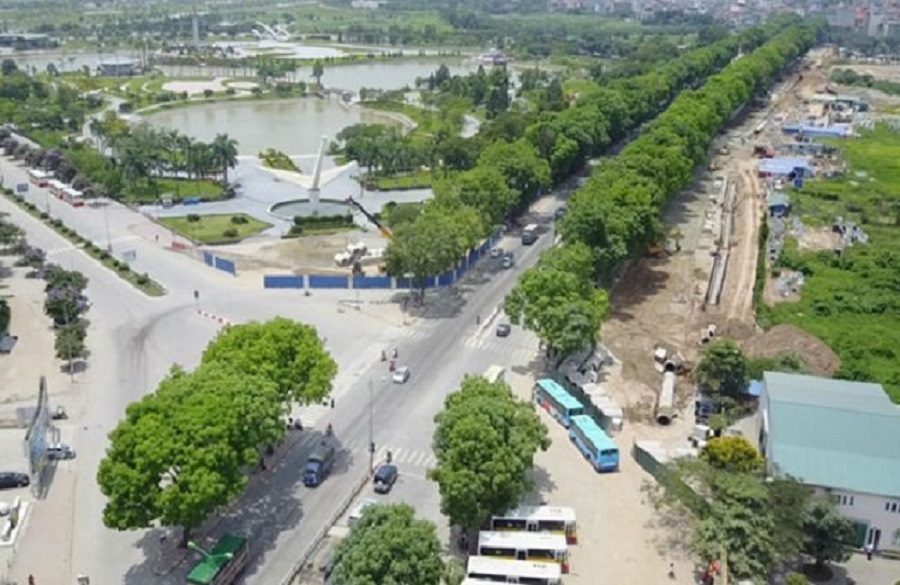 The plan to cut and move 1,300 trees on Pham Van Dong Street is just a suggestion