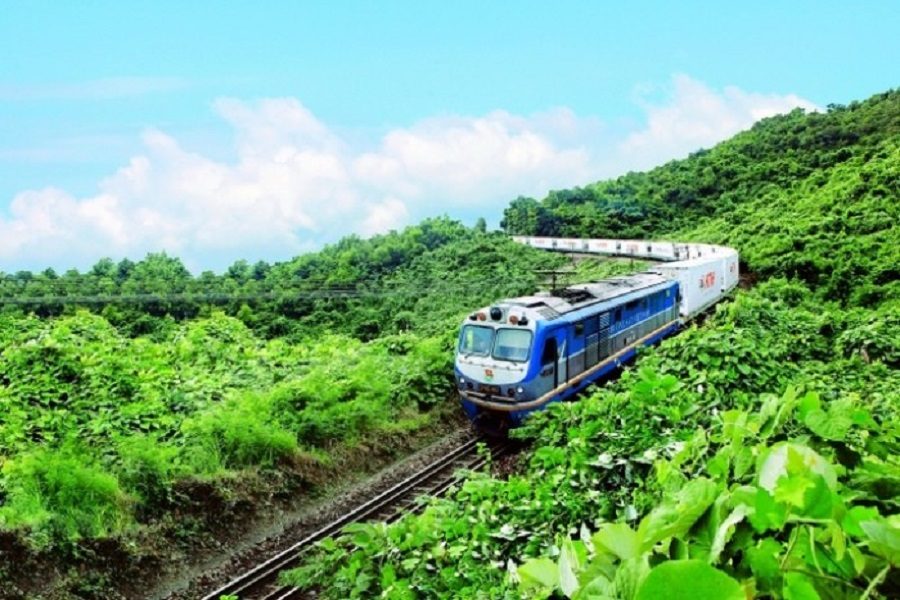 The railway will reopen several ships on Hanoi - Dong Dang, Hanoi - Thai Nguyen, Yen Vien - Ha Long