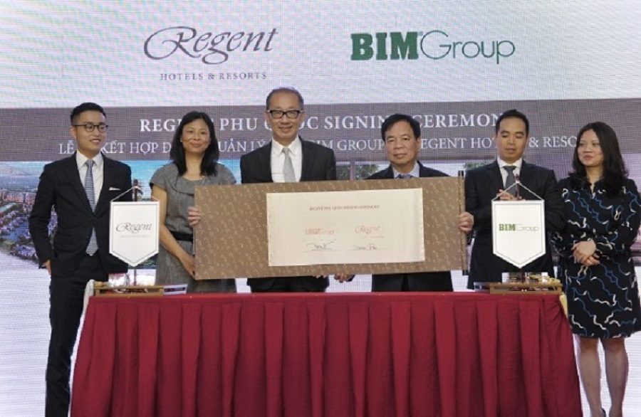The signing ceremony between BIM Group and Regent Hotels & Resort Group