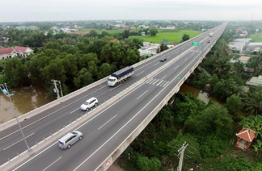 High interest rates are causing difficulties for investors in Trung Luong - Can Tho expressway project.